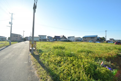 【前面道路含む現地写真】 | 黒石市上十川土地 | 南側道路