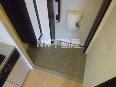 【玄関】 | ウィステリア（八戸ノ里賃貸） | 玄関です