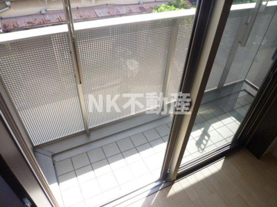 【バルコニー】 | ウィステリア（八戸ノ里賃貸） | バルコニー付きです