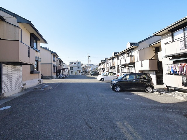 ヴィラージュＮ　Ⅳの駐車場