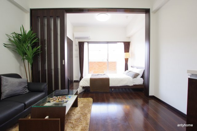 プレジオ江坂2　仲介手数料無料の洋室