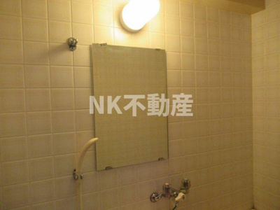 【浴室】 | エクセルシオール長田（長田賃貸） | お風呂に鏡があります