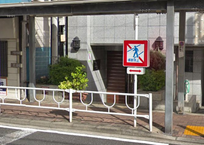 【エントランス】 | ランドシティ横濱山手参番館 | 京浜東北・根岸線「石川町」駅徒歩14分、「山手」駅徒歩15分の2駅利用可能！