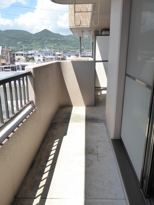  | グレイス参番館