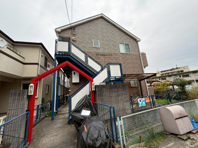 【外観】 | 新ゆり爽快メイゾン | 小田急線「柿生」駅・「新百合ヶ丘」駅まで徒歩圏内の2階建てアパート！2駅利用可能で通勤通学・お買物にも便利な立地です☆