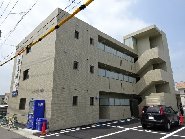 総社市清音上中島の賃貸マンションの外観パース|同型タイプ