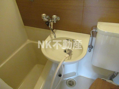 【洗面所】 | F FLAT元町（エフ フラットモトマチ）（河内永和賃貸） | 洗面です