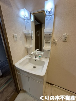 【洗面所】 | セジュールたかなわ | 忙しい朝には欠かせない洗面所です