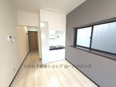 【洋室】 | 桜の木ヨシノ | 洋室２