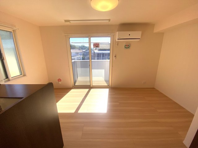 みつばち本町Ⅲ の居間・リビング