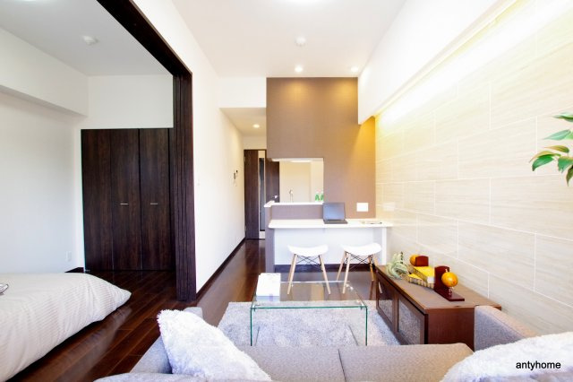 プレジオ江坂2　仲介手数料無料の洋室