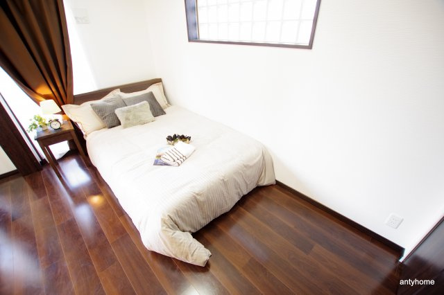 プレジオ江坂2　仲介手数料無料の寝室