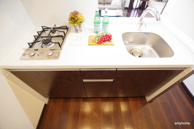 プレジオ江坂2　仲介手数料無料のキッチン