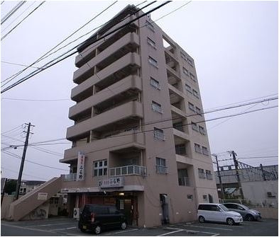サンライズ荒木駅前の外観