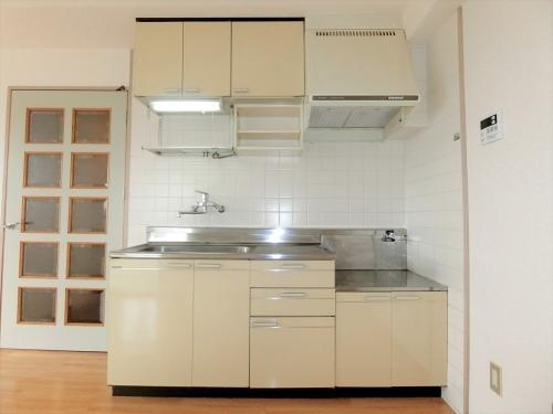 サンライズ荒木駅前のキッチン|お料理しやすいキッチンです