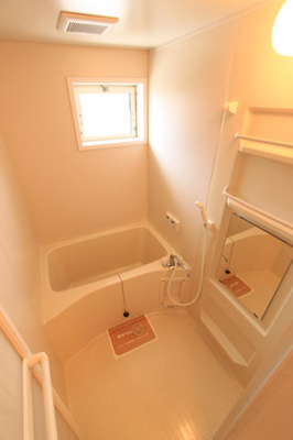 【浴室】 | パセオ真美Ｄ棟 | ゆったり過ごせるお風呂です