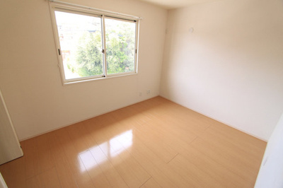 【洋室】 | パセオ真美Ｄ棟 | ゆったりした洋室です