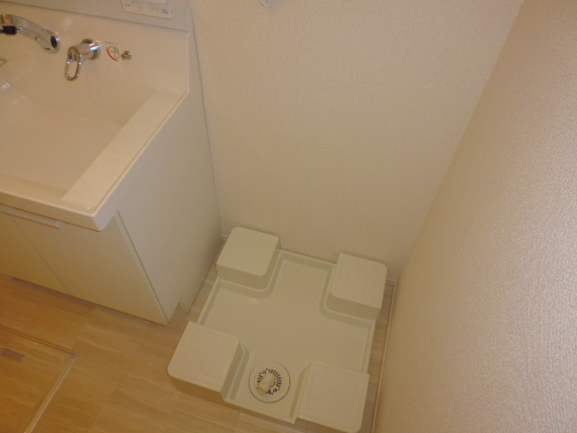 シャロームのその他|洗濯機置場