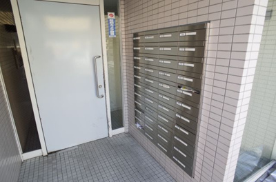 【エントランス】 | ダイドーメゾン岡本