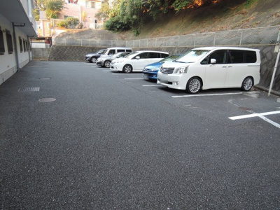【駐車場】 | 森が丘スカイハイツ