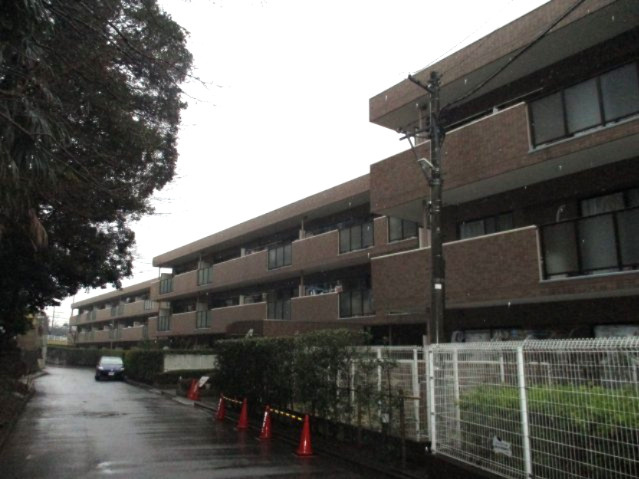 ローヤルシティ実籾　習志野市実籾１丁目　中古マンション　京成本線「実籾」駅　徒歩約４分の外観