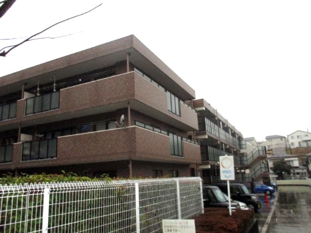 ローヤルシティ実籾　習志野市実籾１丁目　中古マンション　京成本線「実籾」駅　徒歩約４分の外観