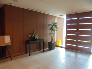 【エントランス】