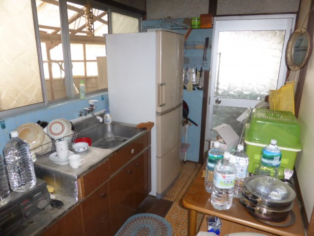 林田中古住宅　３Kのキッチン