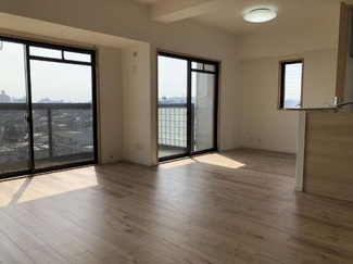 【居間・リビング】 | 【Dグランセ東山元町】仲介手数料無料！リフォーム済み！