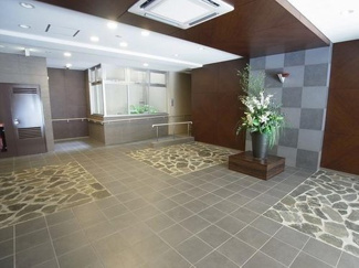 【エントランス】 | 【Dグランセ東山元町】仲介手数料無料！リフォーム済み！