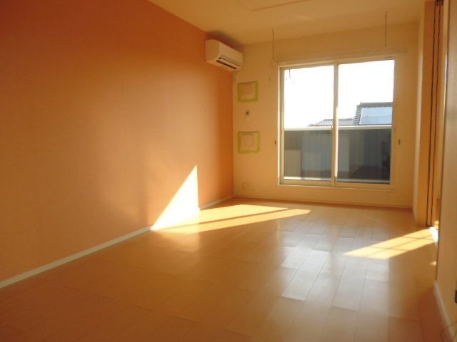 フローレスタタウンＢの居間・リビング