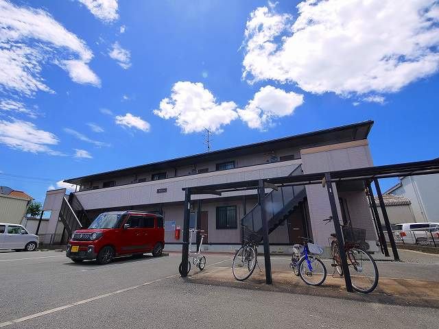 グランディール（北之庄西町）の外観|おしゃれな外観です