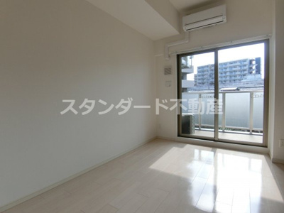 【洋室】 | アドバンス西梅田ラシュレ