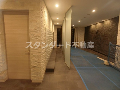 【ロビー】 | アドバンス西梅田ラシュレ