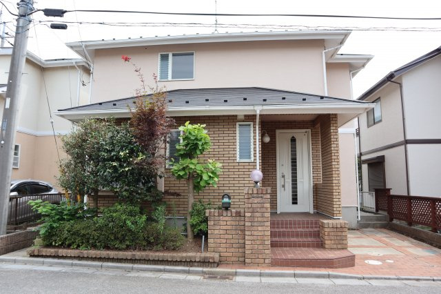 花見川区畑町　中古戸建　細田工務店施工　５．５ｍ公道面　内外装リフォーム住宅の外観