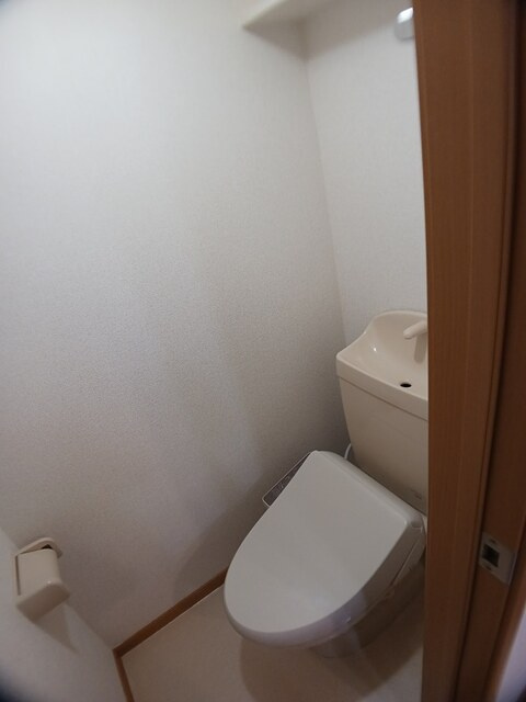 コンフォート宝塚のトイレ