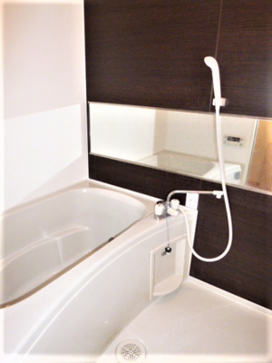 【浴室】 | クレシア21 | 日々の疲れを癒すお風呂付です