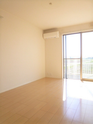 【その他】 | クレシア21 | ゆったりとしたリビングです