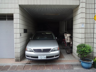 【エントランス】 | ウノ・ア・コーポ | ウノ・ア・コーポ