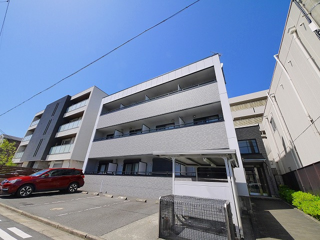 グラン・シャリオ（芝辻町）の外観