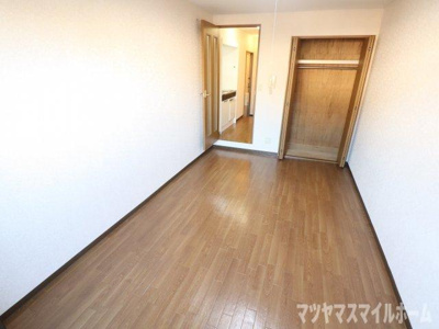 【居間・リビング】 | ランドロードトミオ