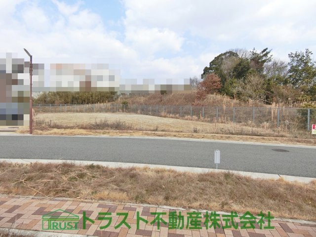 垂水区舞多聞西３丁目売地の前面道路含む現地写真