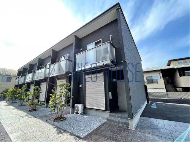 プリエ　ローザ　Ａ号棟の外観