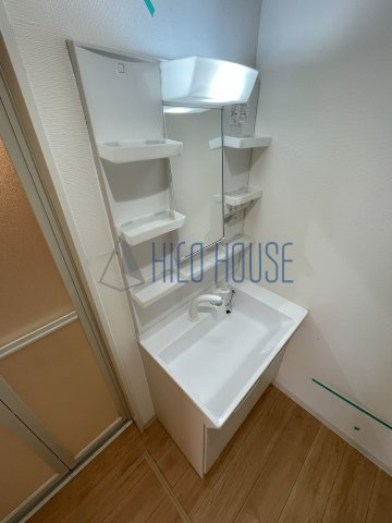 プリエ　ローザ　Ａ号棟の洗面所