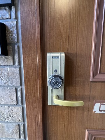 ウィルモアセブンの玄関|カードキー