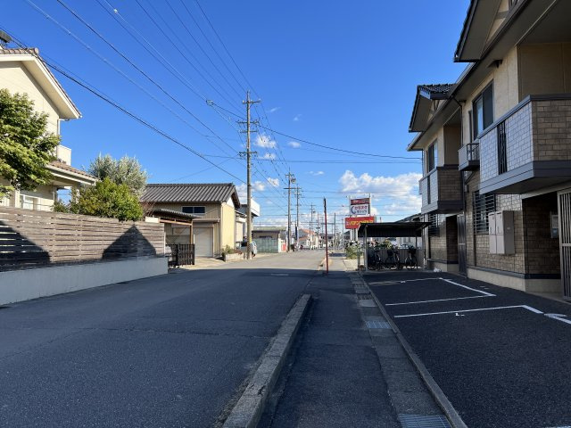 ウィルモアセブンの周辺|接面道路　東方