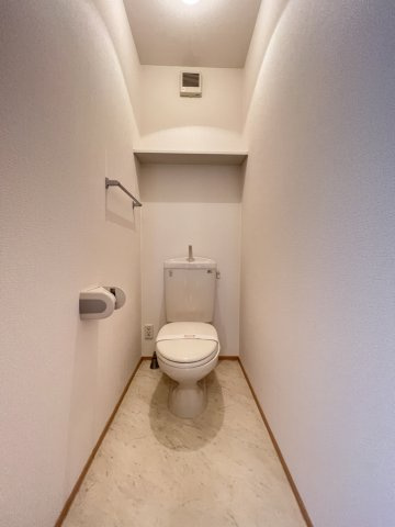 ウィルモアセブンのトイレ|温水洗浄暖房便座付き