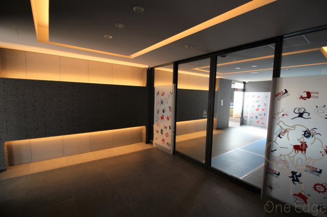 レジュールアッシュ京橋のエントランス