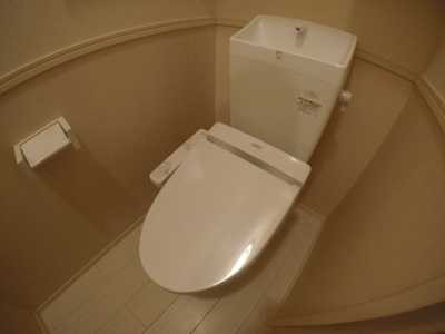 【トイレ】 | ＫＳ・Ｉ | 温水洗浄便座付きのトイレです