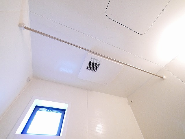 ラキアクアの設備|浴室乾燥機付き